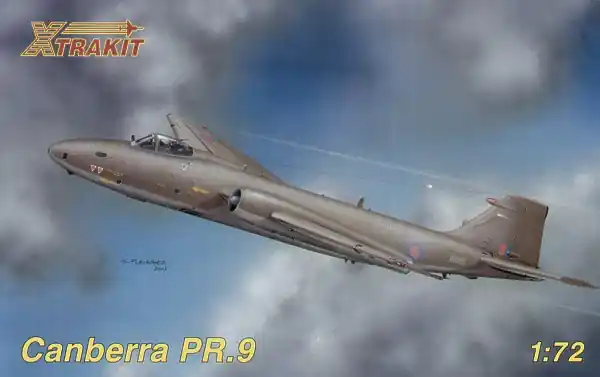 Populaire Xtrakit 72004 BAC/EE Canberra Pr.9
