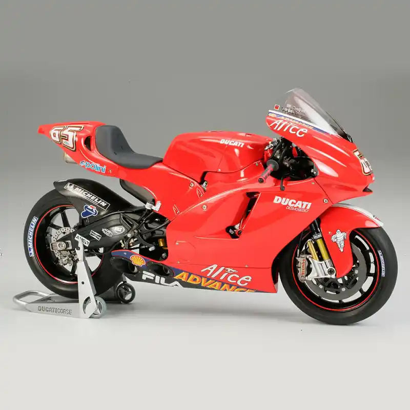 Offre Du Jour Ducati Desmosedici - TAMIYA 14101 - 1/12