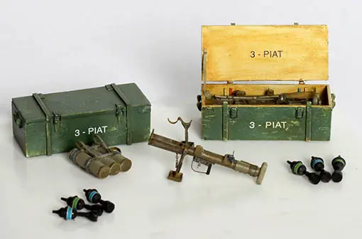 Plus Model 341 P.I.A.T. Bon Plan