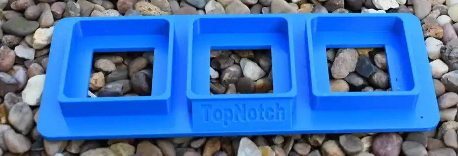 Affaire À Saisir TopNotch IA005 3 Tamiya Bottle Holder - Blue (1 piece)